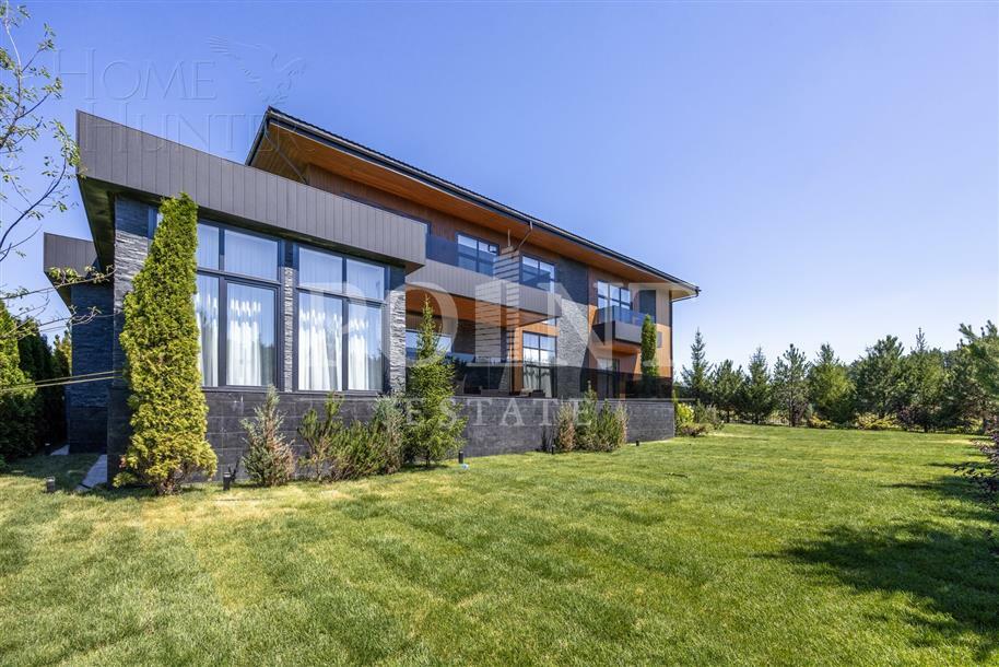 2-этажный коттедж 995 м² с отделкой