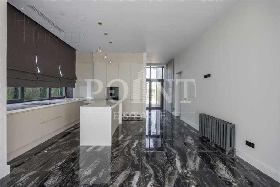 2-этажный коттедж 995 м² с отделкой