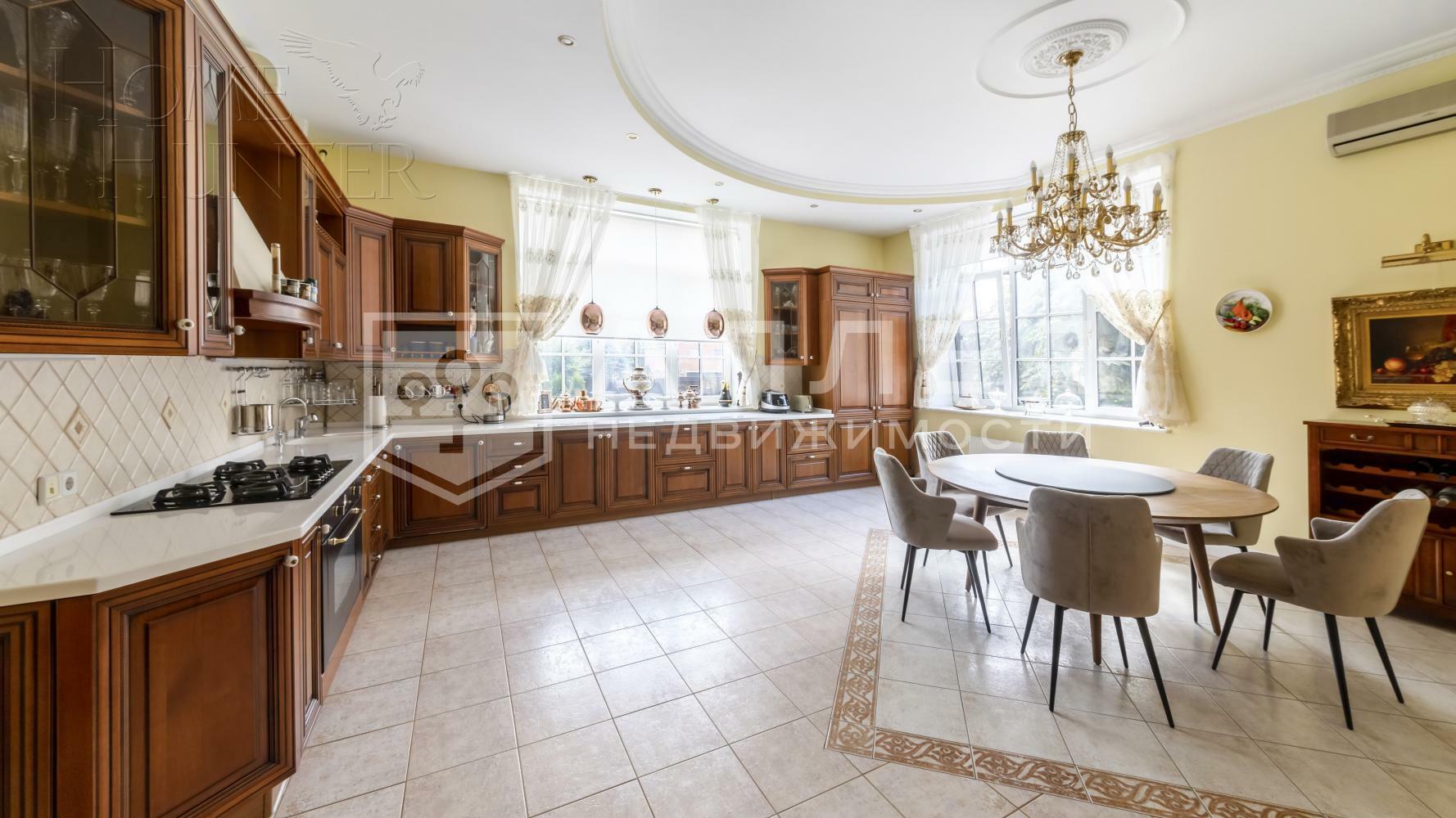 2-этажный коттедж 750 м² с отделкой