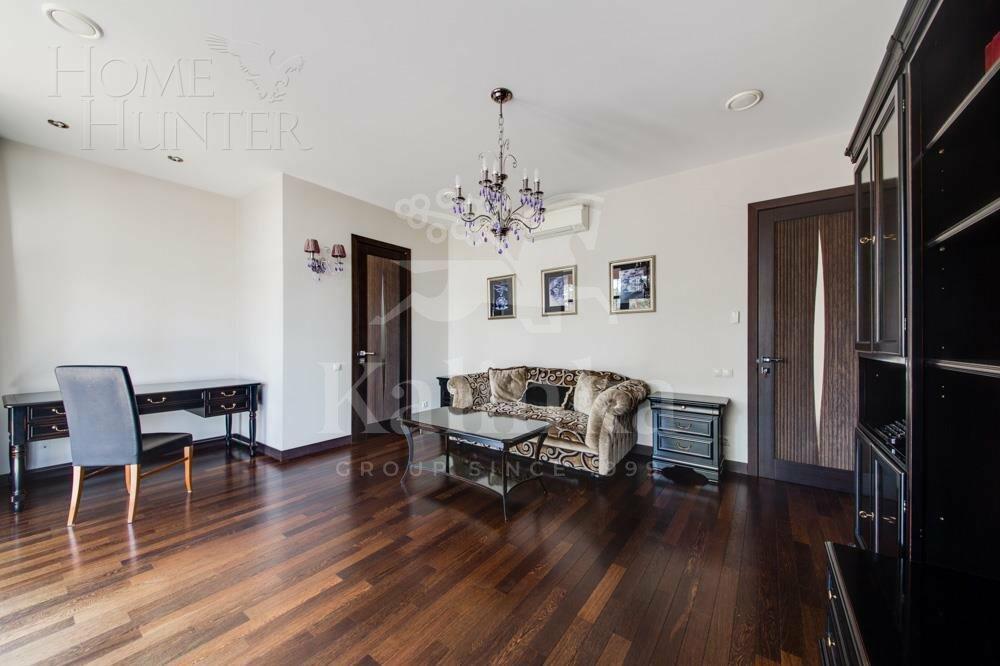 2-этажный коттедж 750 м² с отделкой