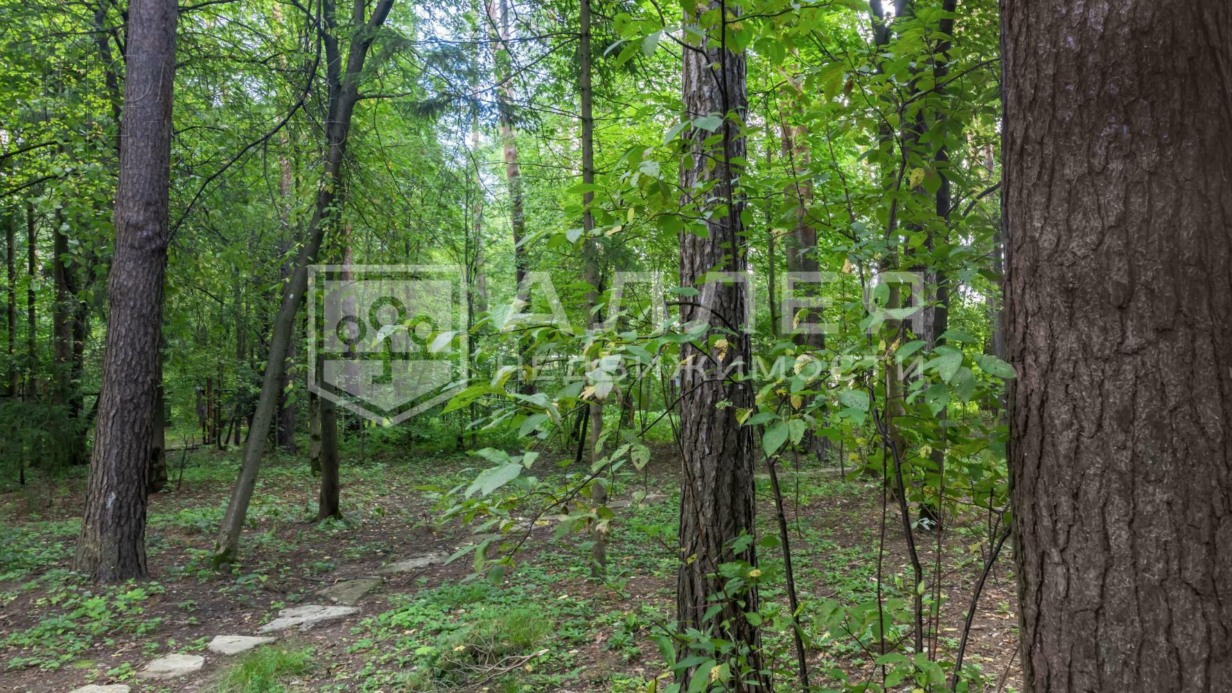 2-этажный коттедж 750 м² с отделкой