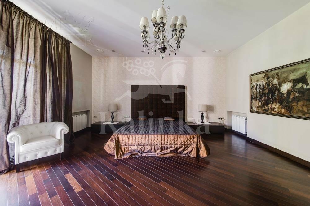 2-этажный коттедж 750 м² с отделкой