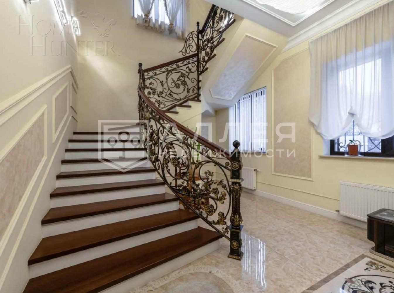 2-этажный коттедж 460 м² с отделкой