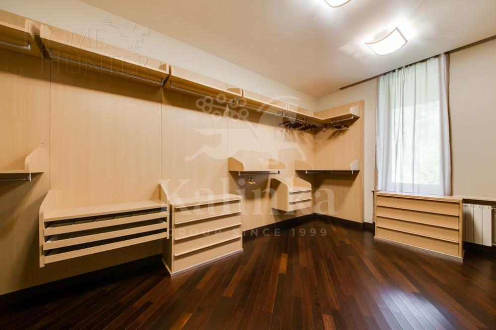 2-этажный коттедж 750 м² с отделкой