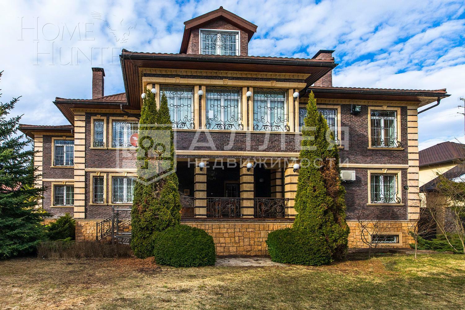 3-этажный коттедж 1 000 м² с отделкой