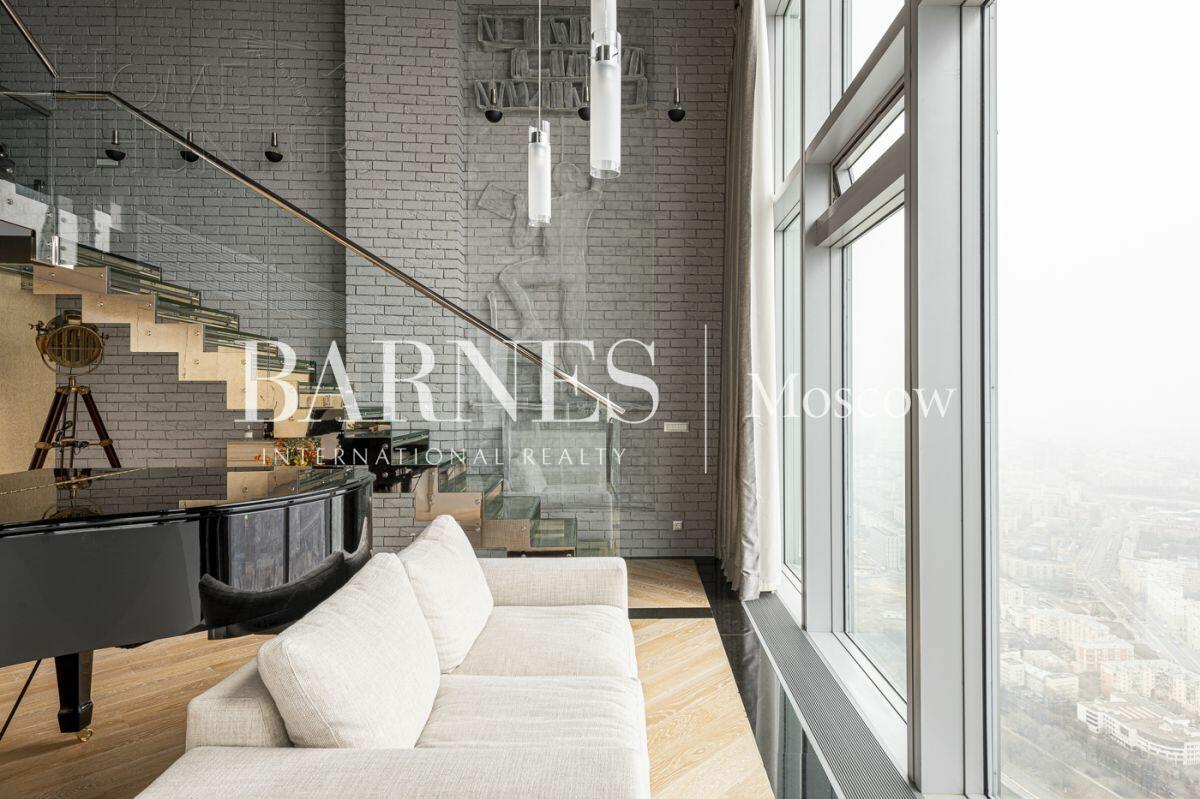 2-УРОВНЕВЫЕ АПАРТАМЕНТЫ С ОТДЕЛКОЙ 154 М² НА 68 ЭТАЖЕ