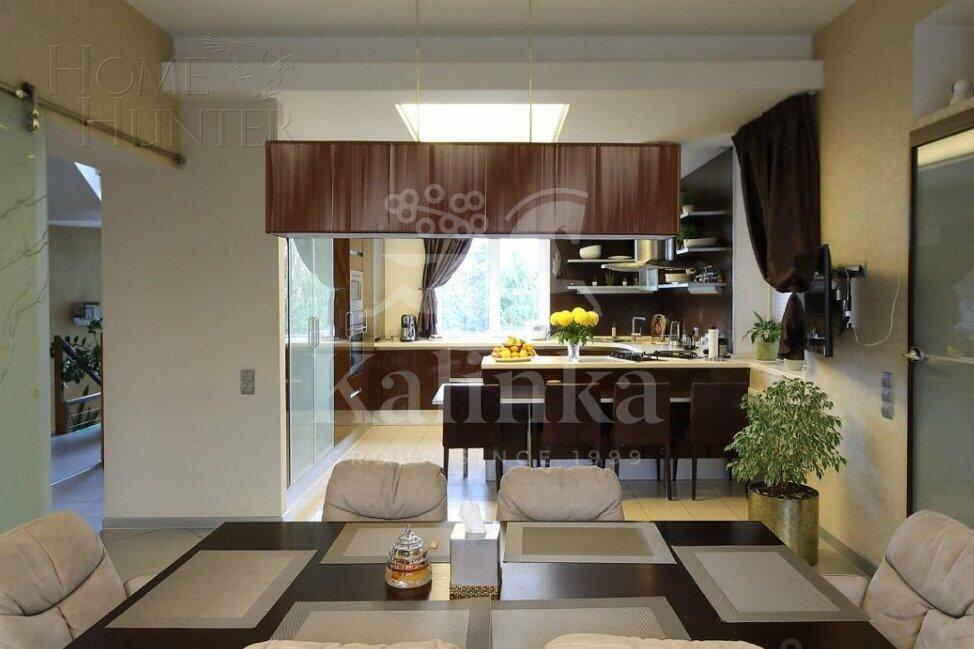 2-этажный коттедж 500 м² с отделкой