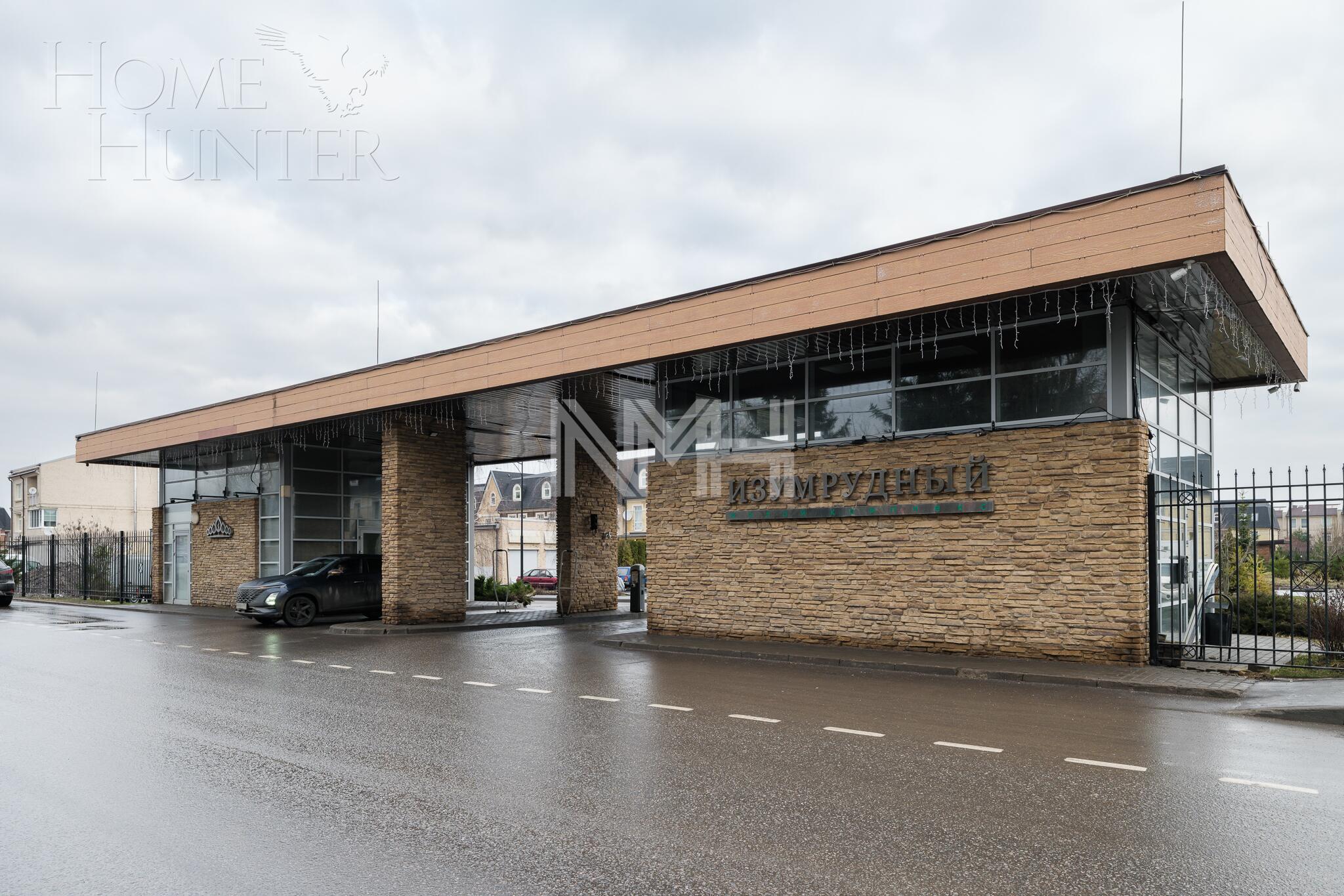 2-этажный таунхаус 380 м² без отделки