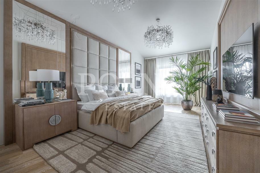 3-этажный коттедж 1 000 м² с отделкой