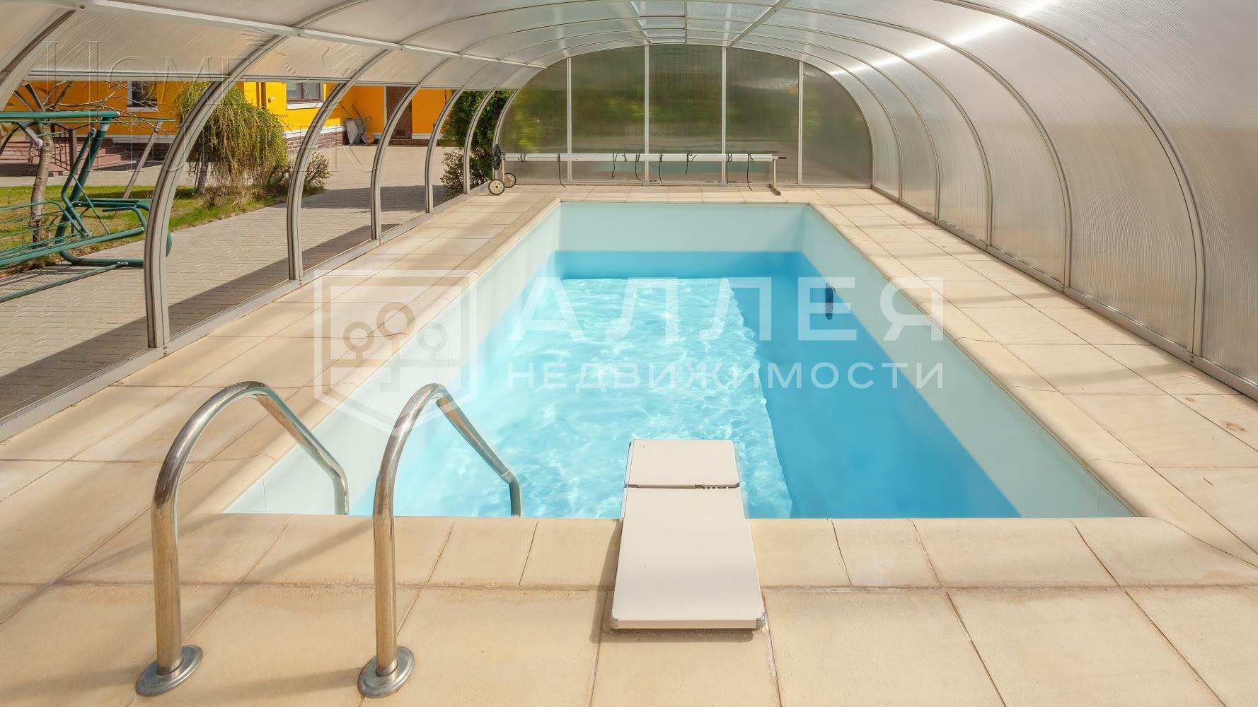 2-этажный коттедж 360 м² с отделкой