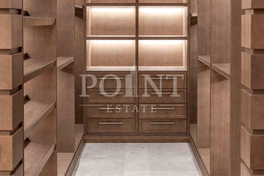 3-этажный коттедж 1 000 м² с отделкой