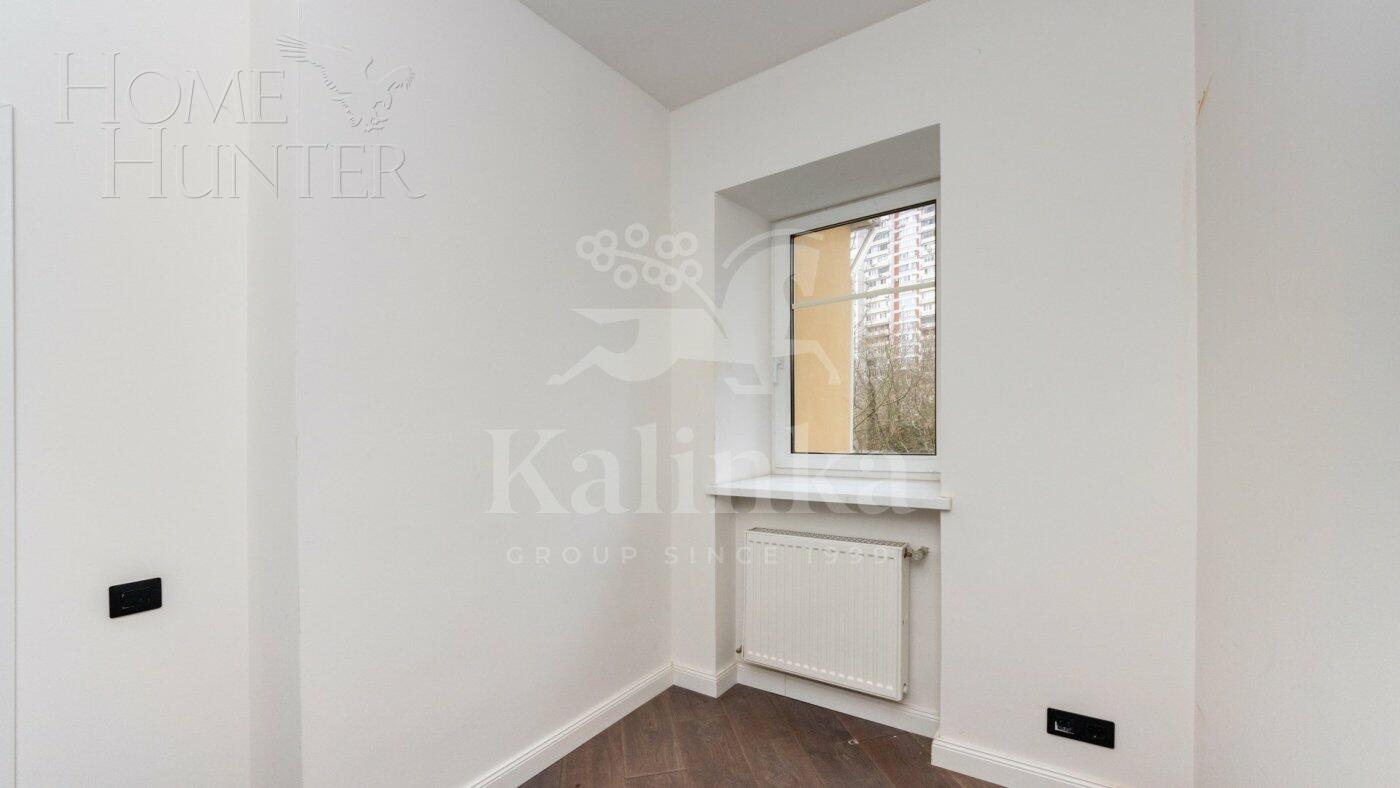 4-УРОВНЕВЫЙ ТАУНХАУС С ОТДЕЛКОЙ 370 М² НА 1 ЭТАЖЕ