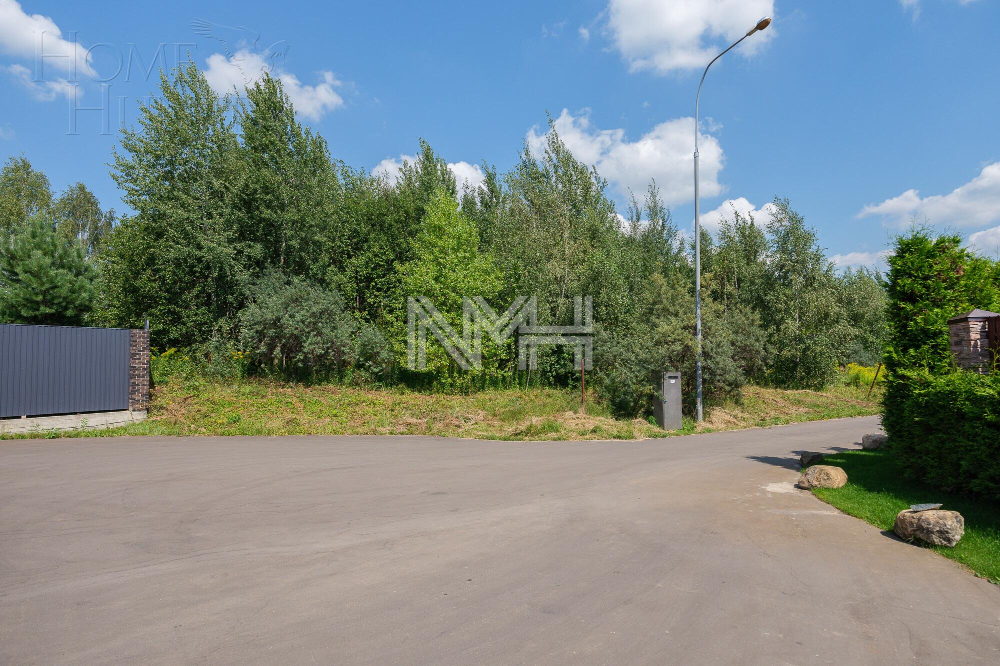 Участок 12 сот. в охраняемом поселке