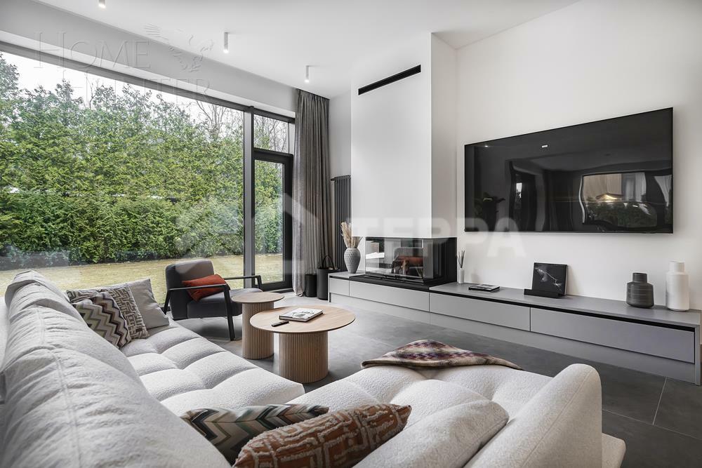 2-этажный коттедж 450 м² без отделки