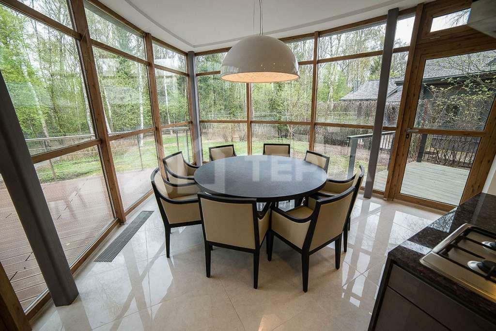 2-этажный коттедж 650 м² с отделкой