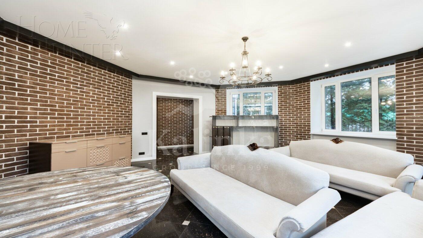 4-УРОВНЕВЫЙ ТАУНХАУС С ОТДЕЛКОЙ 370 М² НА 1 ЭТАЖЕ