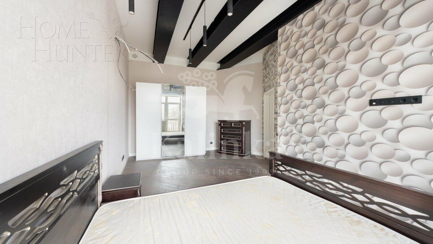 4-УРОВНЕВЫЙ ТАУНХАУС С ОТДЕЛКОЙ 370 М² НА 1 ЭТАЖЕ