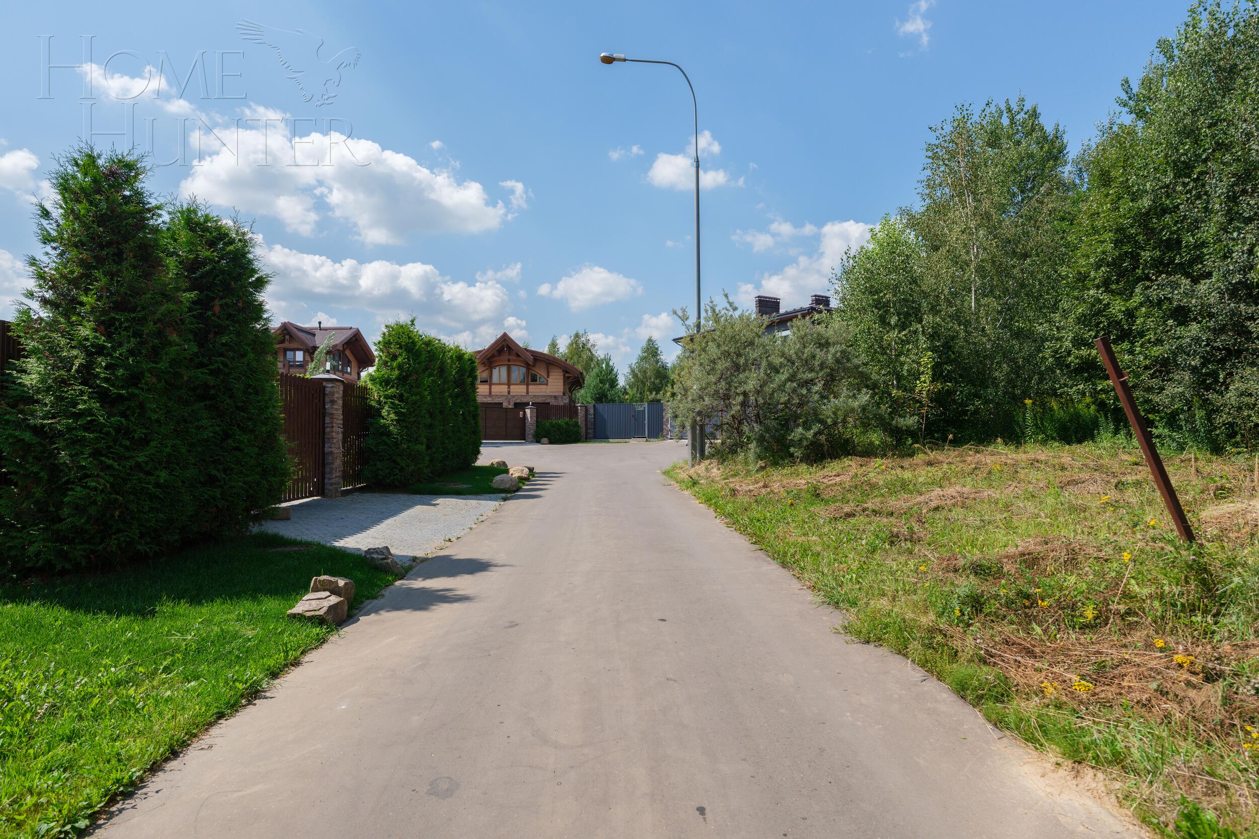 Участок 12 сот. в охраняемом поселке