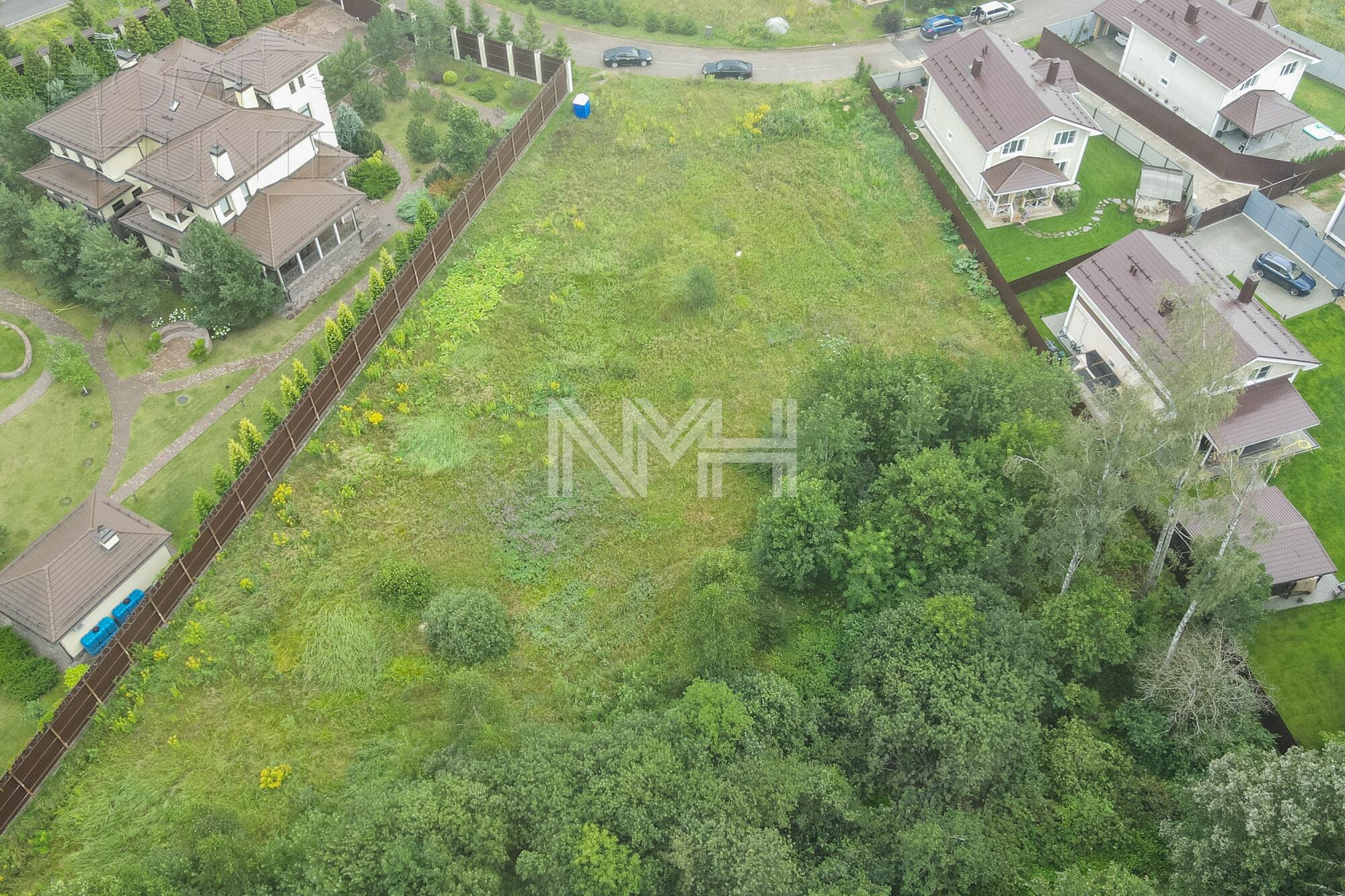 Участок 34.02 сот. в охраняемом поселке