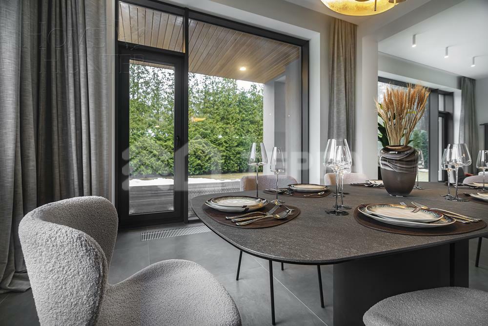 2-этажный коттедж 450 м² без отделки