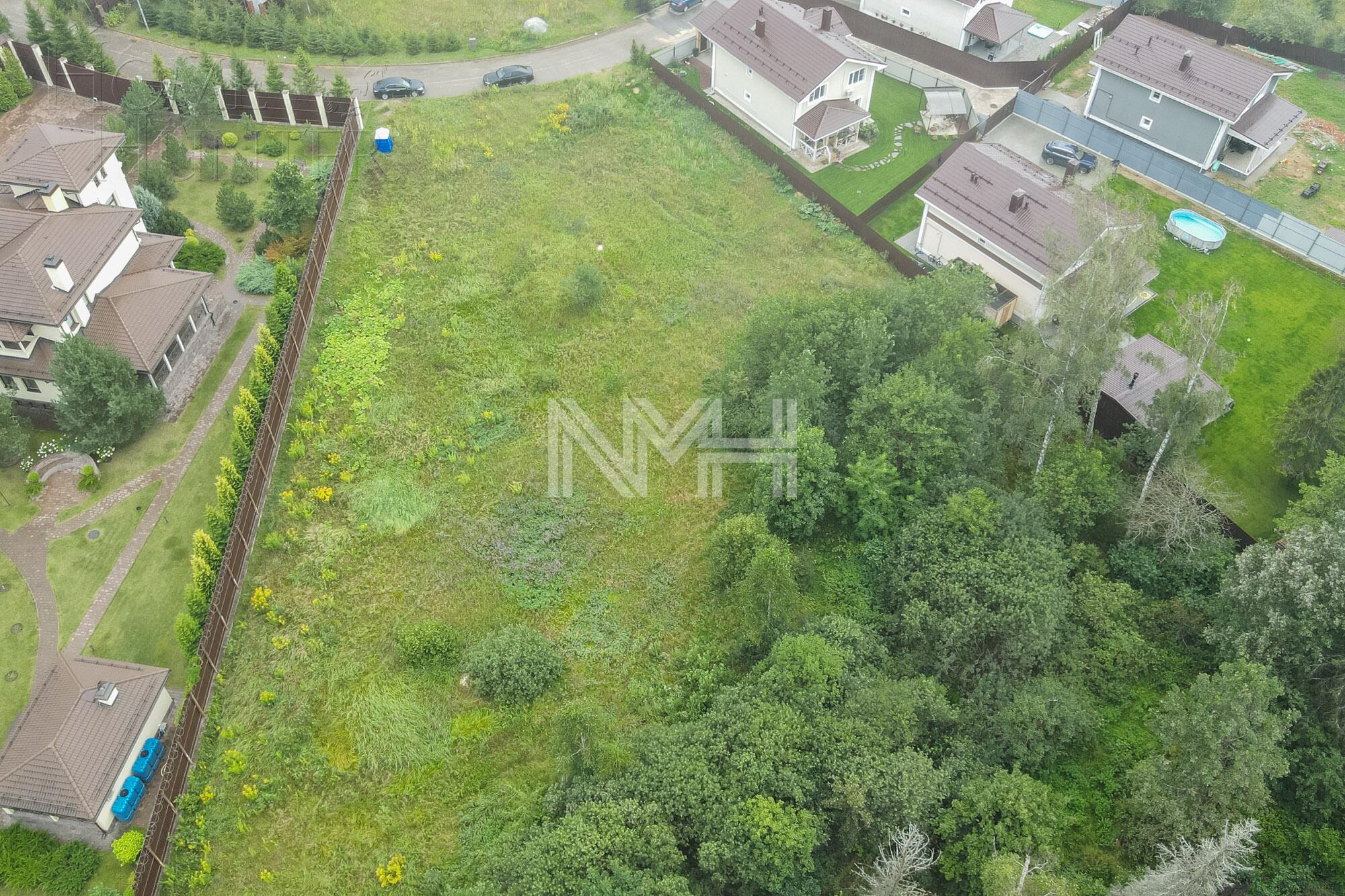 Участок 34.02 сот. в охраняемом поселке