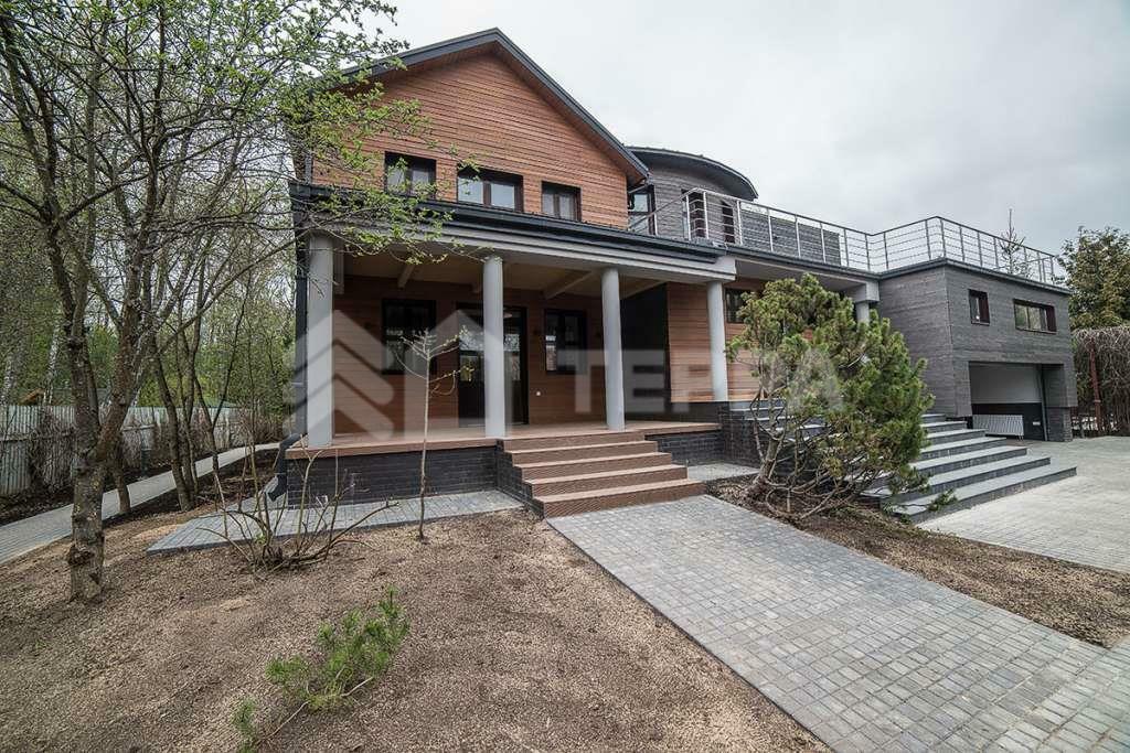 2-этажный коттедж 650 м² с отделкой