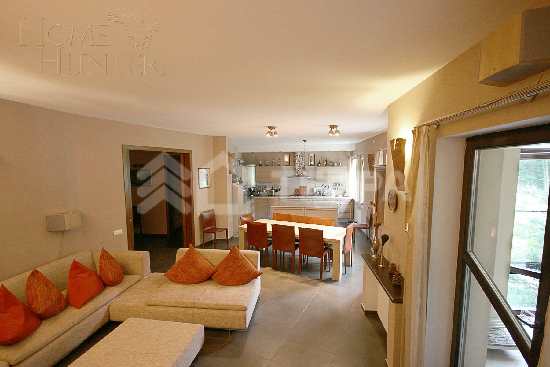 2-этажный коттедж 2 000 м² с отделкой