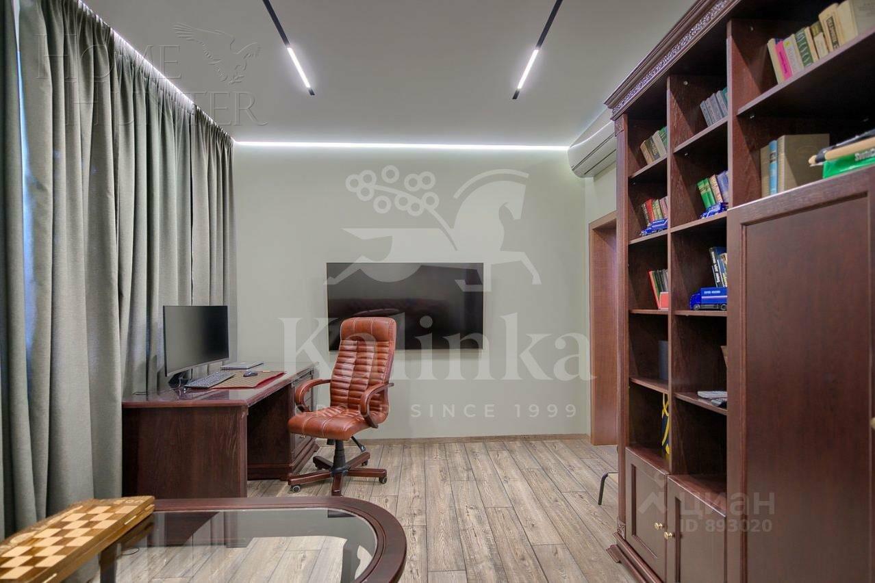 2-этажный коттедж 300 м² с отделкой