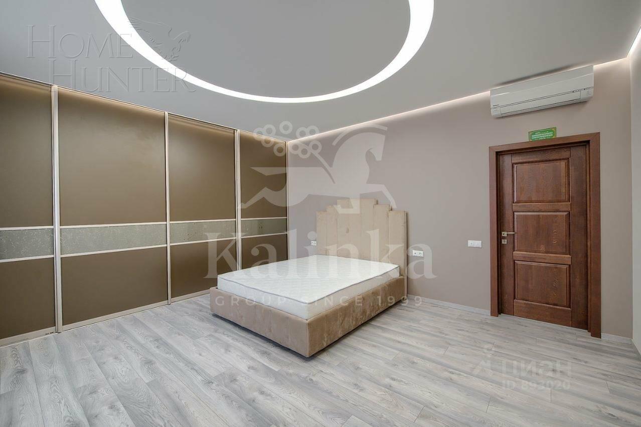 2-этажный коттедж 300 м² с отделкой