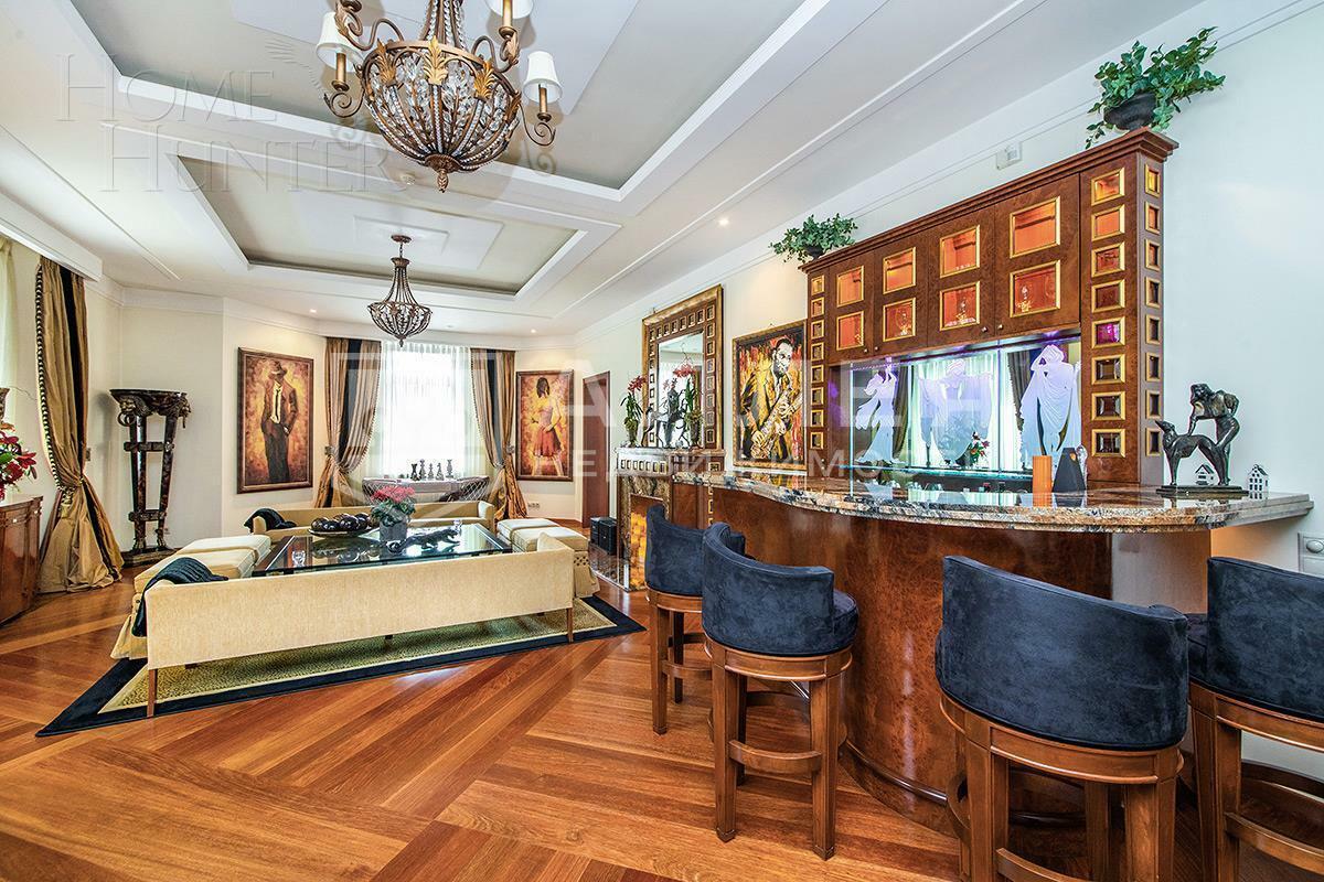 2-этажный коттедж 864 м² с отделкой