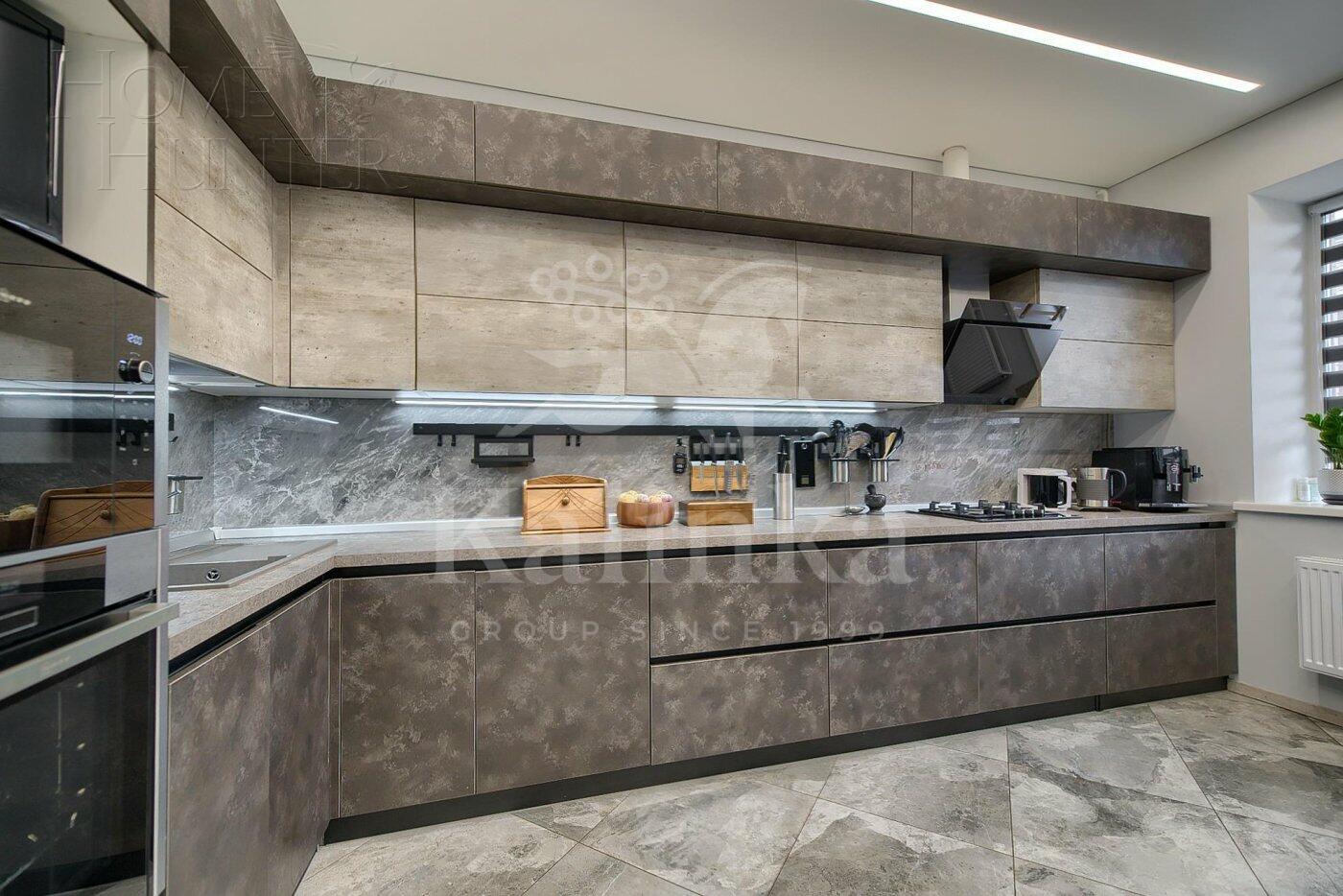 2-этажный коттедж 300 м² с отделкой