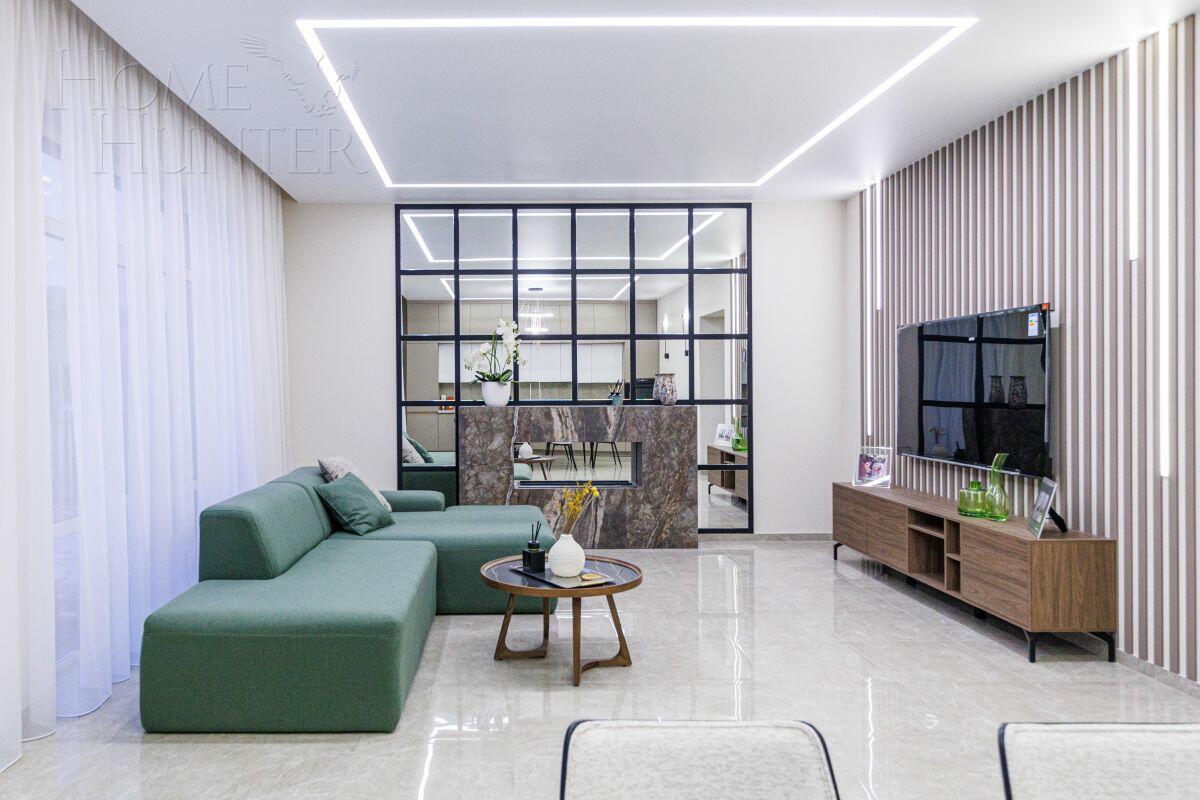 2-этажный коттедж 240 м² с отделкой