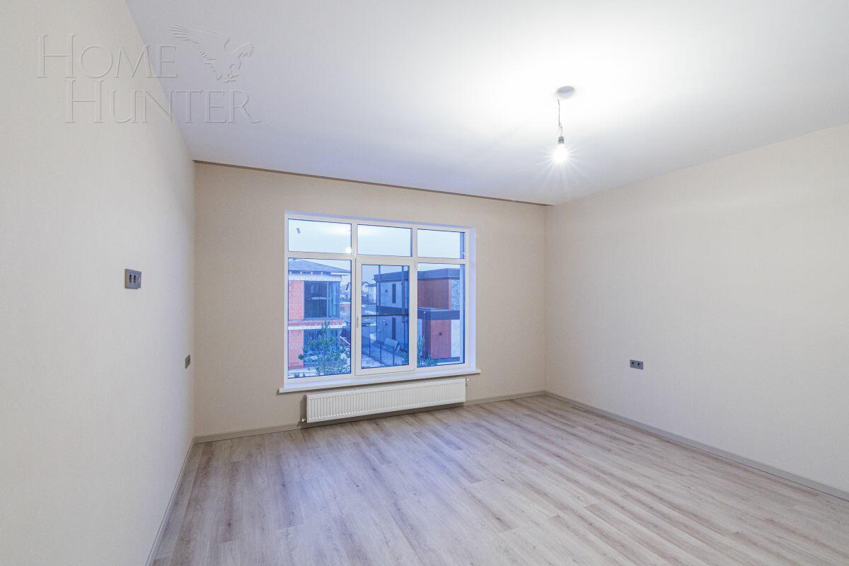 2-этажный коттедж 240 м² с отделкой