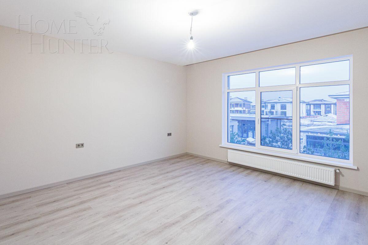 2-этажный коттедж 240 м² с отделкой