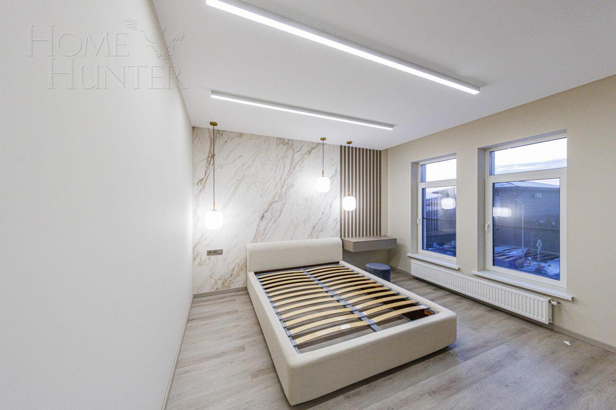 2-этажный коттедж 240 м² с отделкой