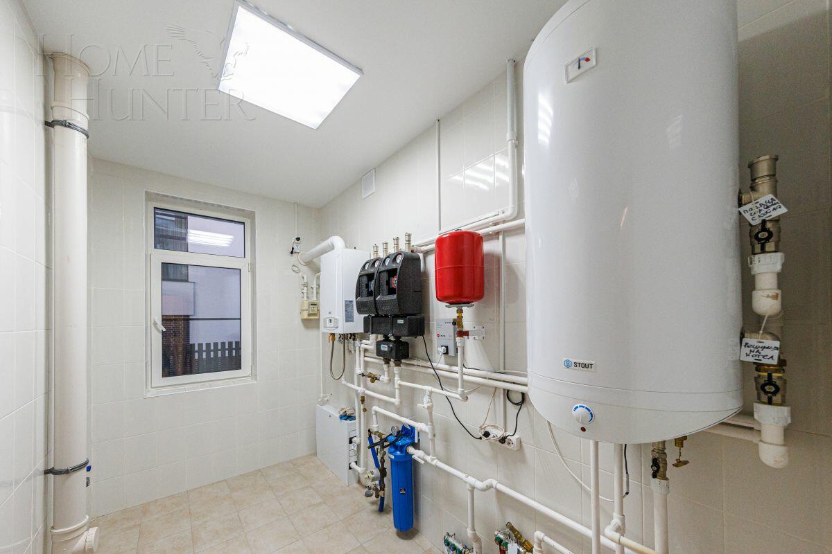 2-этажный коттедж 240 м² с отделкой