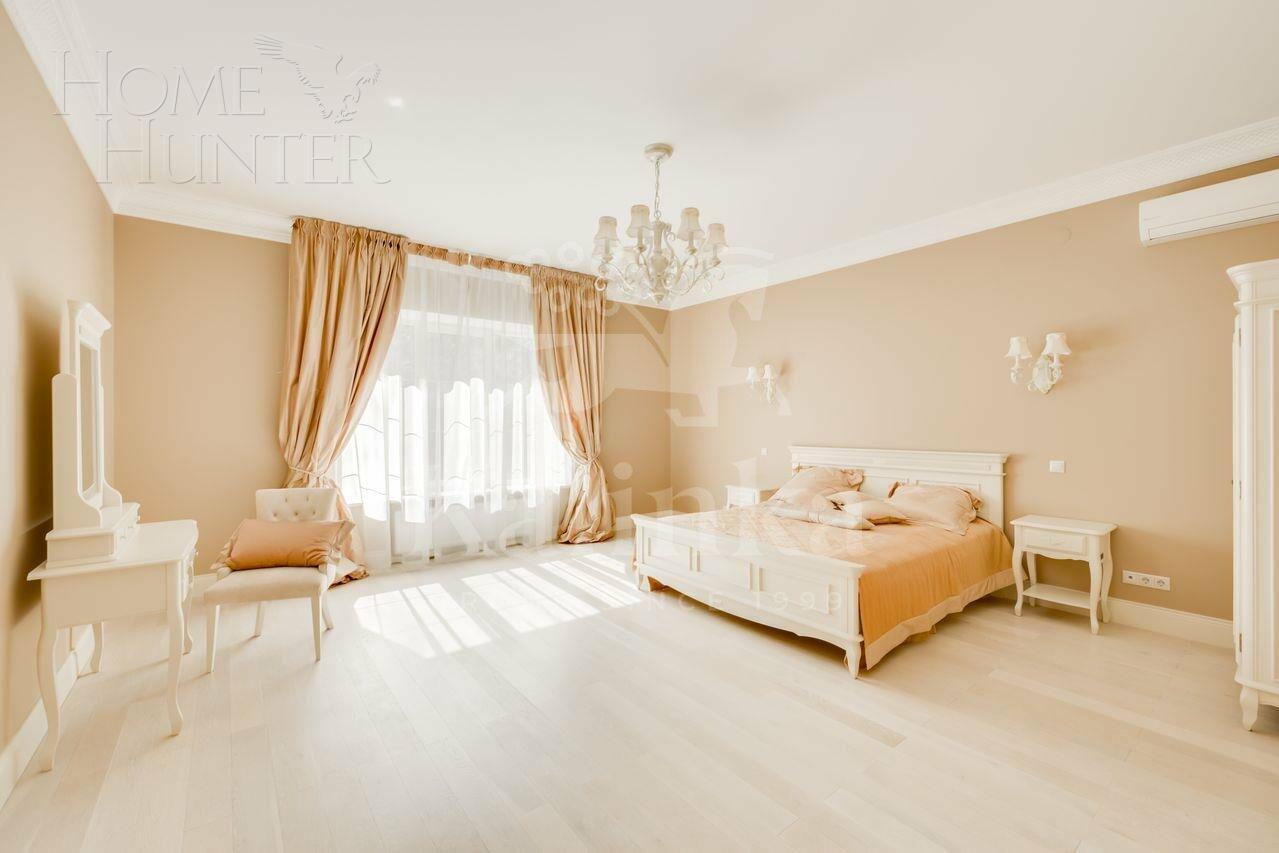 2-этажный коттедж 732 м² с отделкой