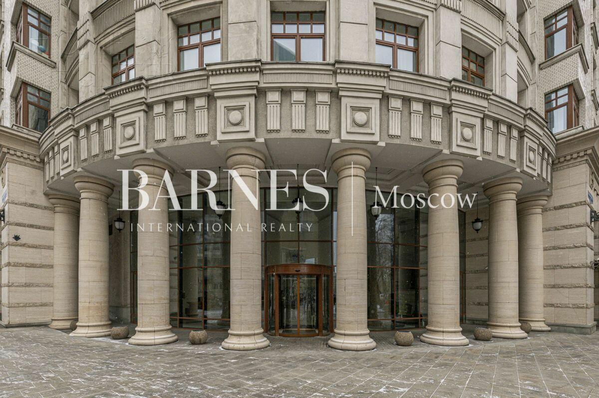 3-КОМН. КВАРТИРА С ОТДЕЛКОЙ 102 М² НА 3 ЭТАЖЕ