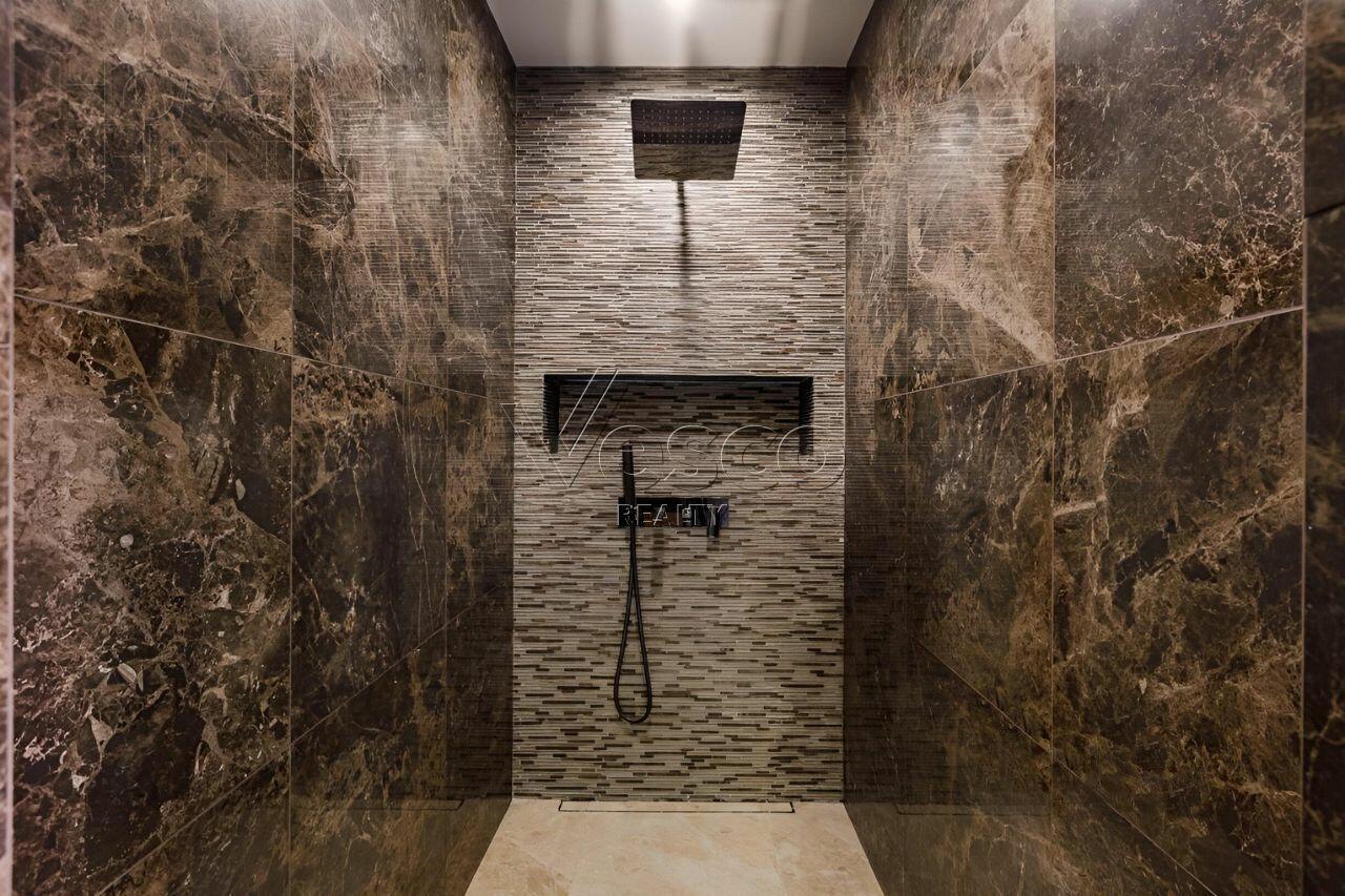 2-этажный коттедж 300 м² с отделкой