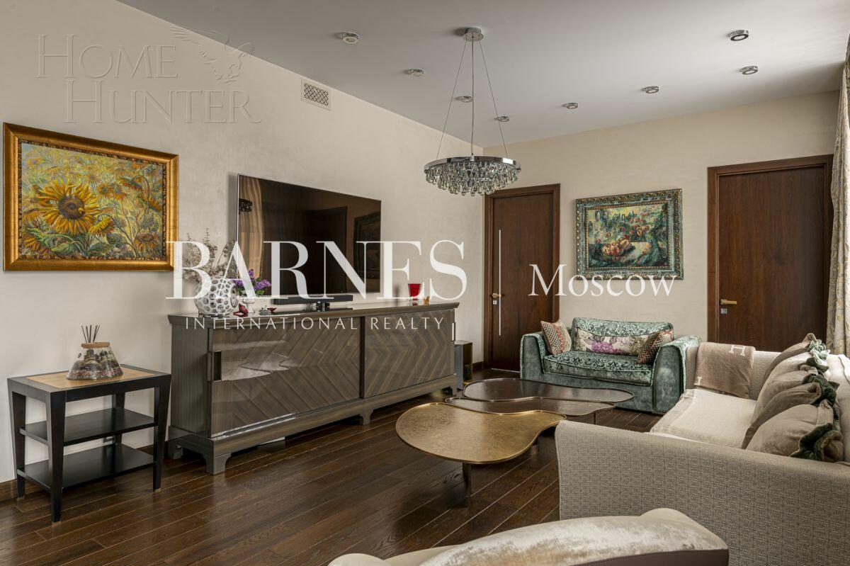 3-КОМН. КВАРТИРА С ОТДЕЛКОЙ 102 М² НА 3 ЭТАЖЕ