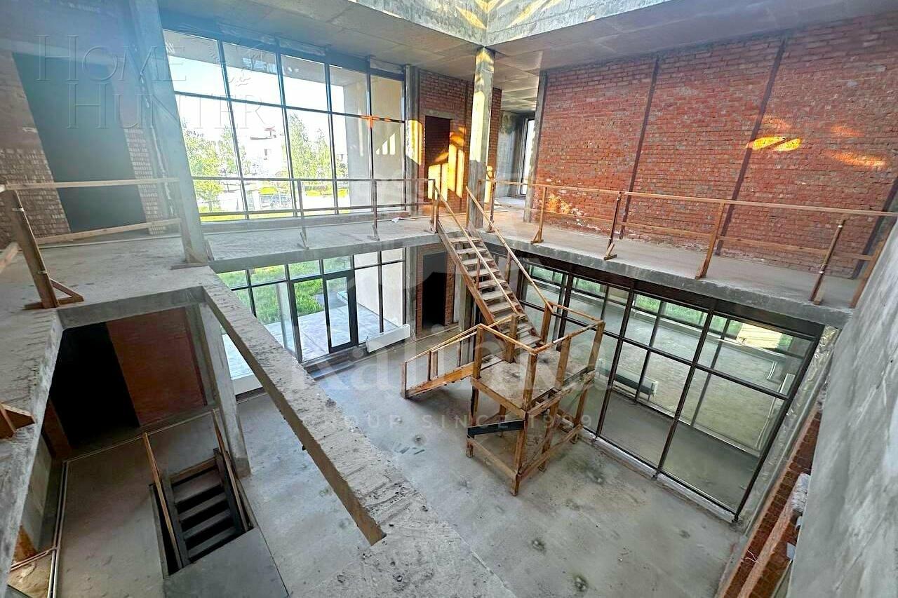 2-этажный коттедж 1 153 м² без отделки