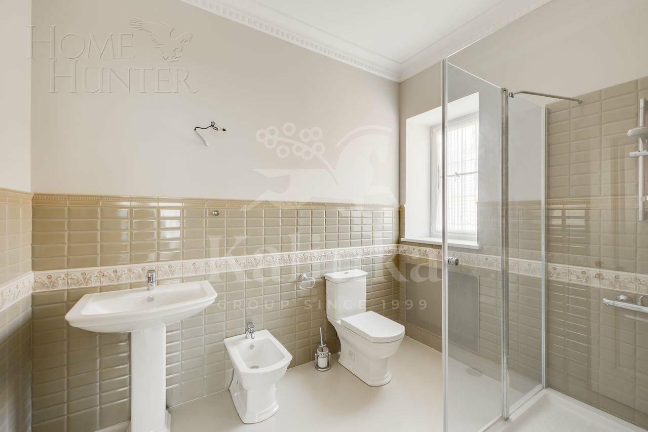 2-этажный коттедж 732 м² с отделкой