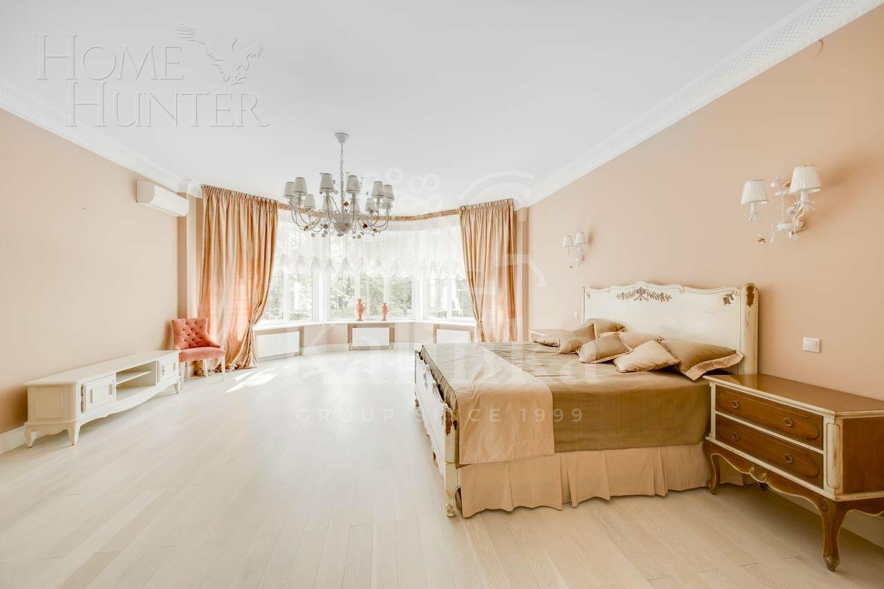 2-этажный коттедж 732 м² с отделкой