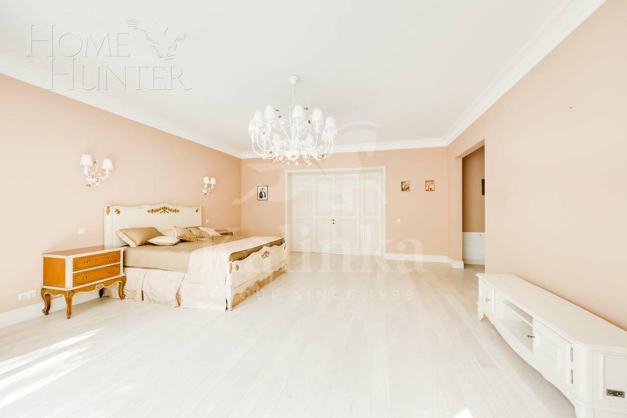 2-этажный коттедж 732 м² с отделкой