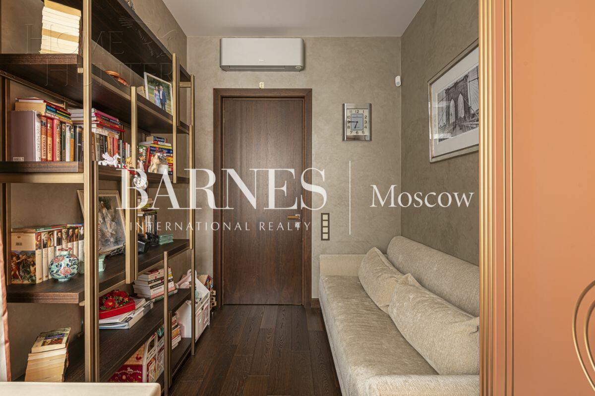 3-КОМН. КВАРТИРА С ОТДЕЛКОЙ 102 М² НА 3 ЭТАЖЕ