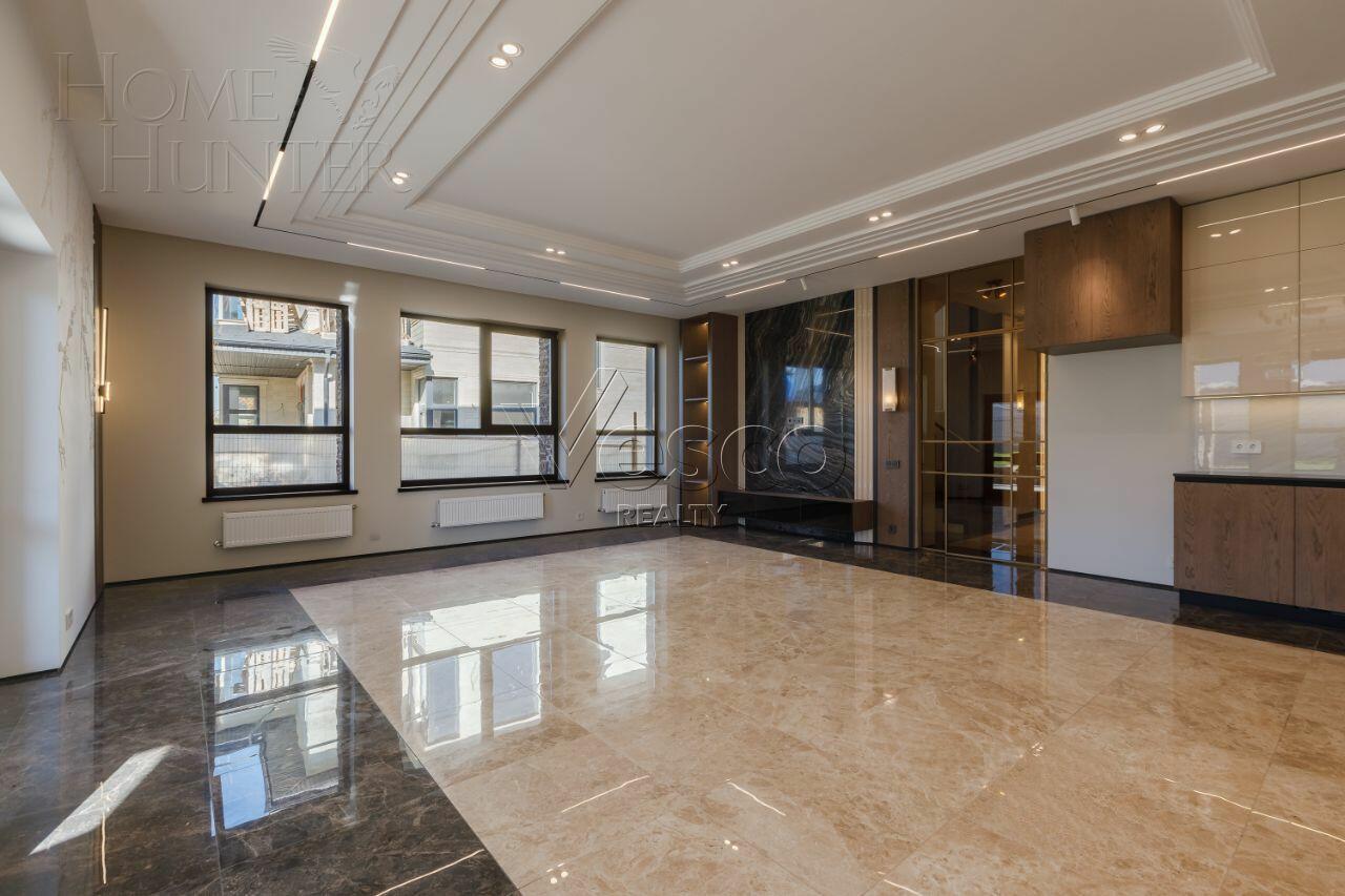 2-этажный коттедж 300 м² с отделкой