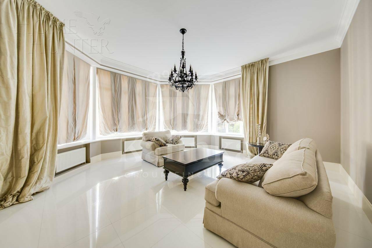 2-этажный коттедж 732 м² с отделкой