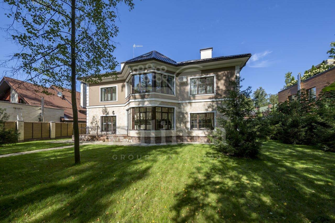 2-этажный коттедж 732 м² с отделкой