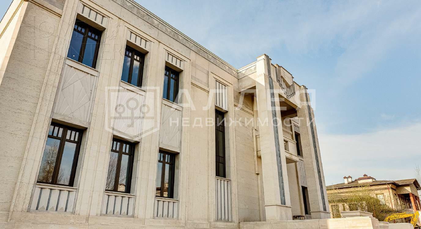 2-этажный коттедж 1 244 м² с отделкой