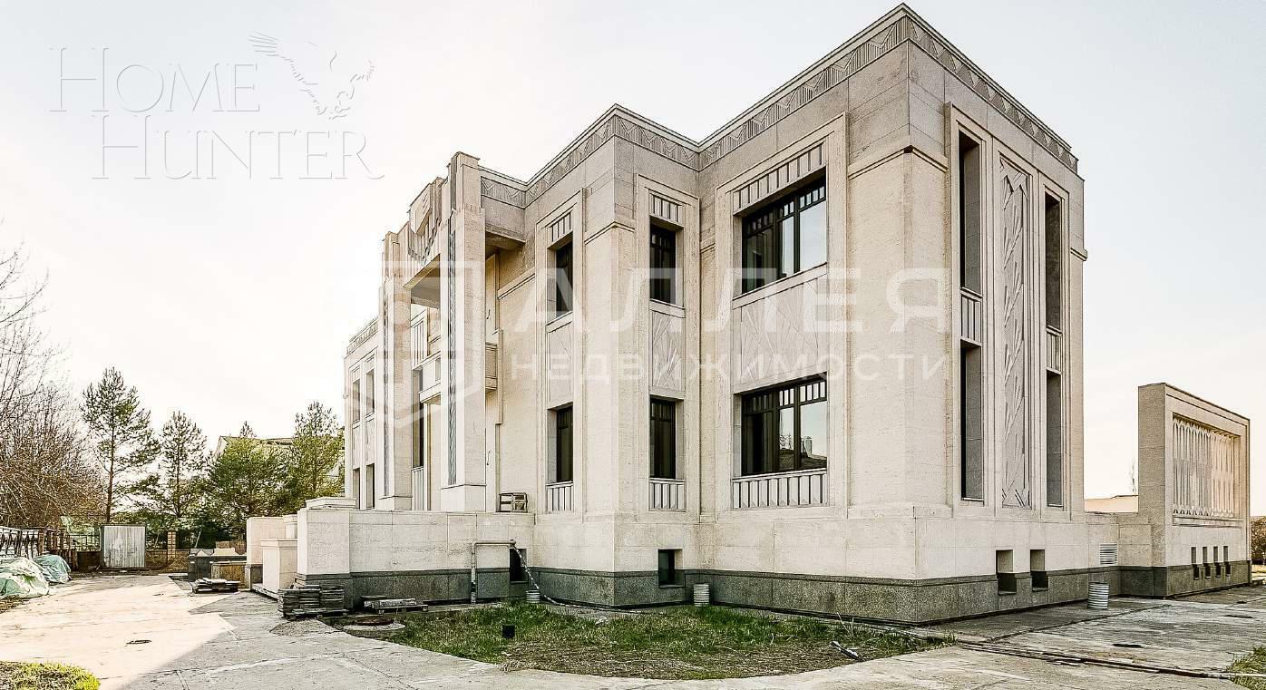 2-этажный коттедж 1 244 м² с отделкой